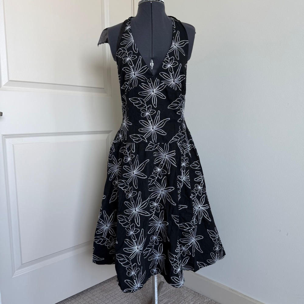Vintage 90s Floral Embroidered Halter Midi Dress